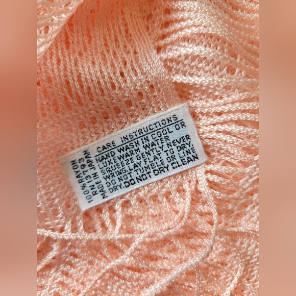 Fringe Hem Fashion Scarf in Pink - Picture 4 of 6